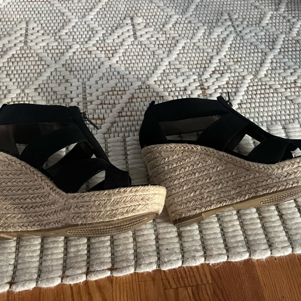 Wedge sandal in very good condition